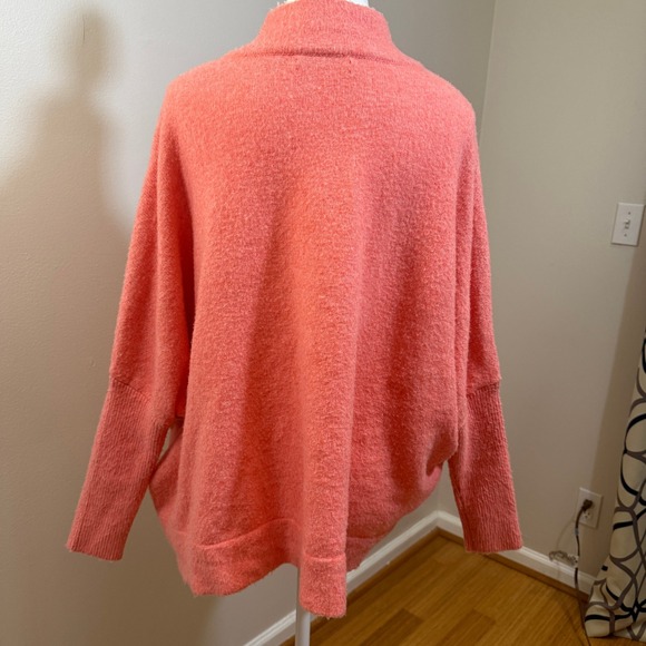 Anthropologie V-Neck Pullover Sweater Women Size M Coral Batwing Sleeve - Picture 3 of 9